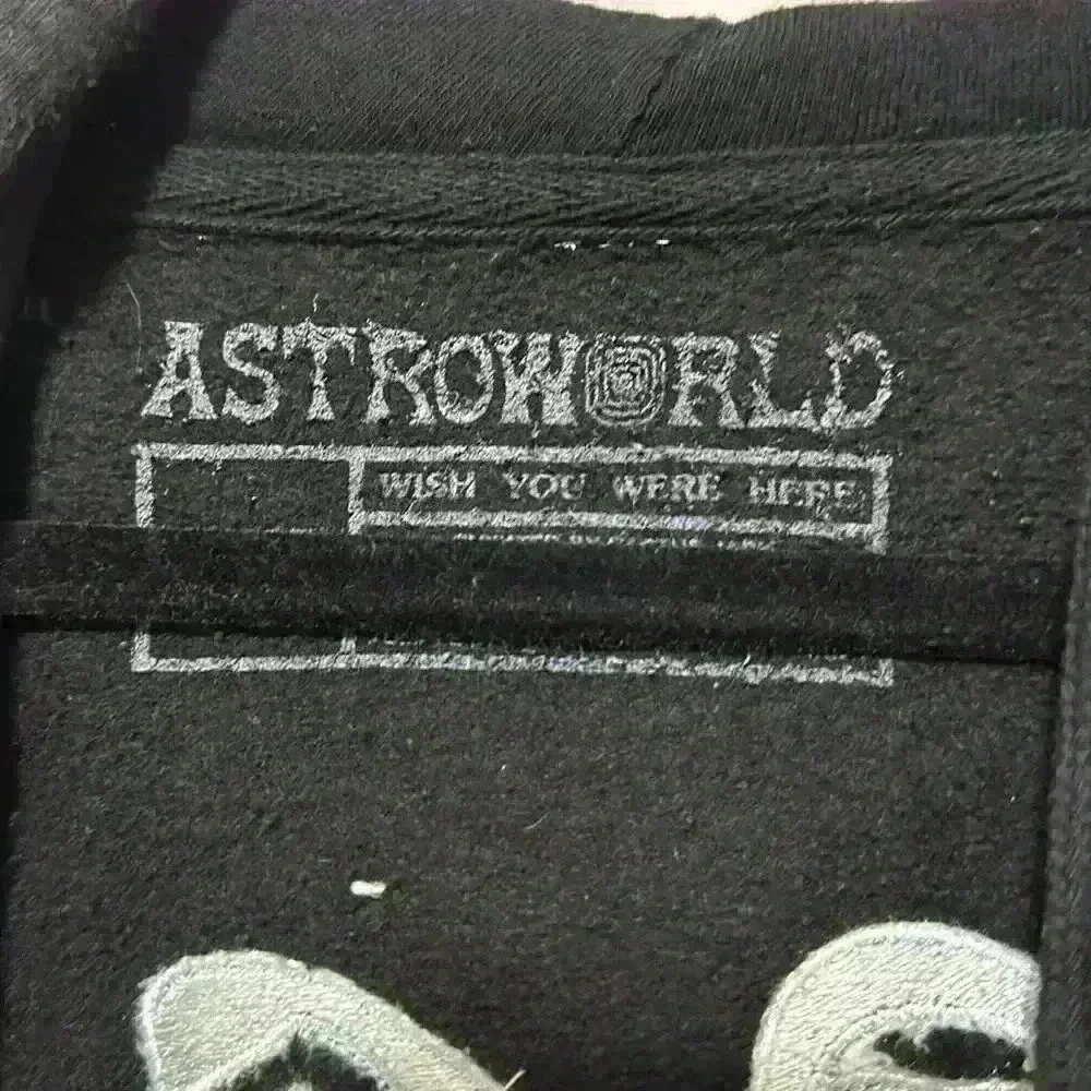 AstroWorld - Picture 6 of 8
